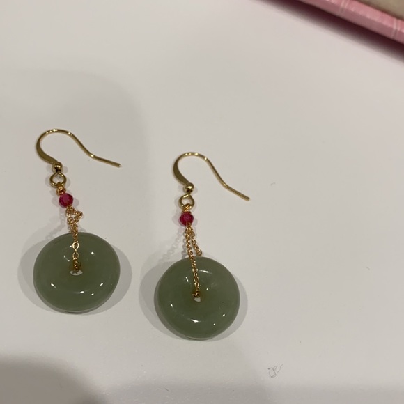 earrings - Picture 2 of 2